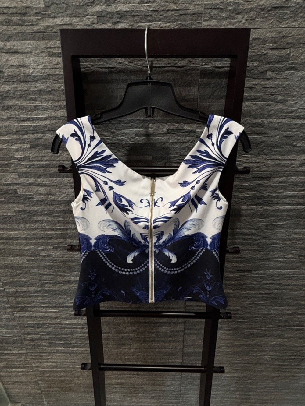 Ted Baker Blue & White Floral Sleeveless Top - Picture 6 of 7
